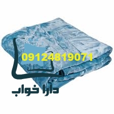 پتوی طلایی رنگ زمینه پتوی قصر